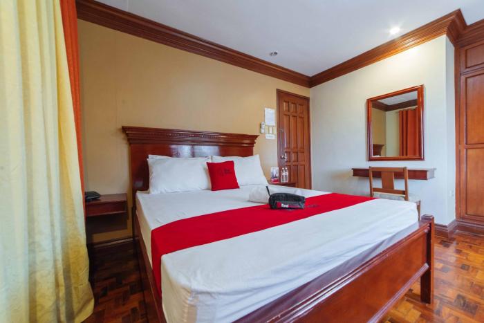 reddoorz plus starhomes olivianville