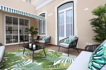 glass boutique rooms and suites