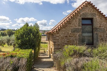 Quinta Do Chao Da Vinha,Seia>>Carragozela,3 star