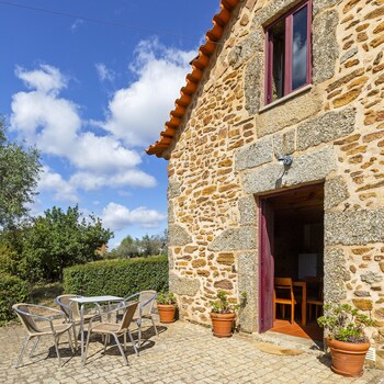 Quinta Do Chao Da Vinha,Seia>>Carragozela,3 star