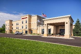 hampton inn fairmont