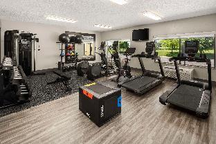 hampton inn fairmont