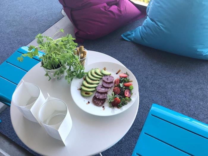 the harbour apartments