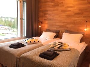 the harbour apartments