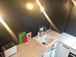 the harbour apartments