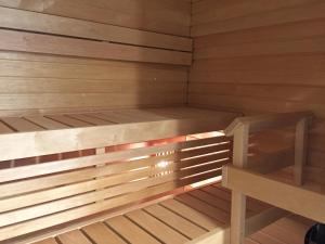 the harbour apartments