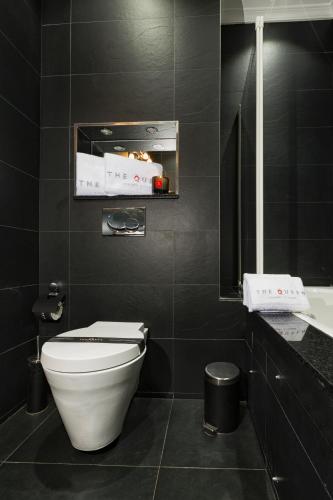 the queen luxury apartments villa liberty