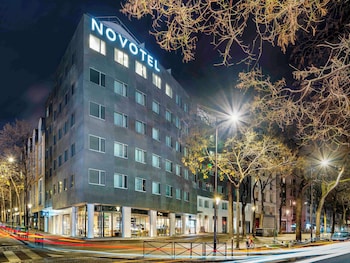 novotel belleville paris 20