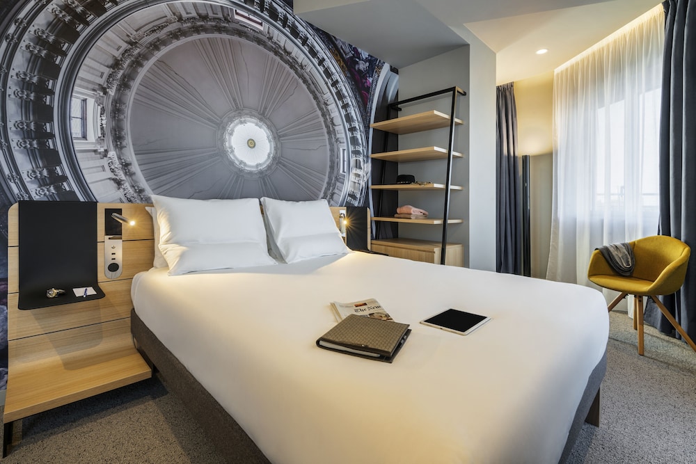 novotel belleville paris 20