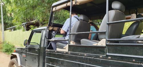 breezy lake eco friendly cabanas yala