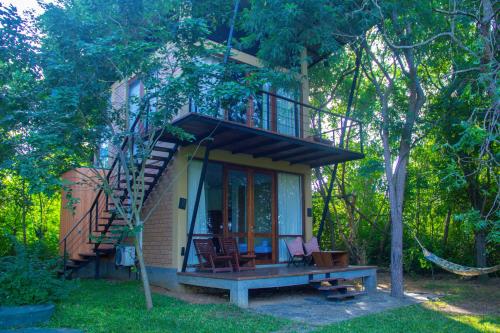 breezy lake eco friendly cabanas yala