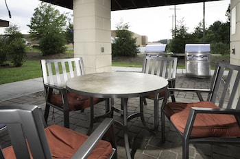 staybridge suites summerville an ihg hotel