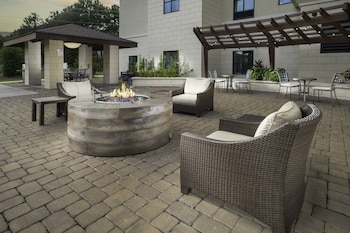 staybridge suites summerville an ihg hotel