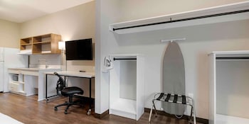 extended stay america premier suites savannah pooler