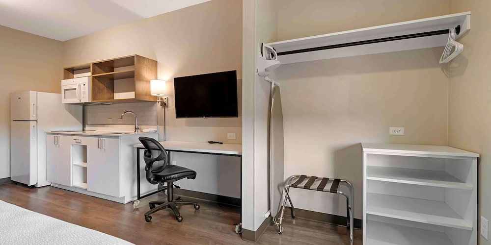 extended stay america premier suites savannah pooler