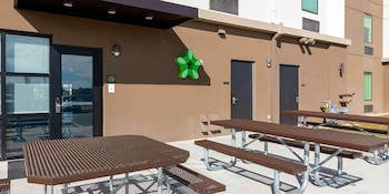 extended stay america premier suites savannah pooler