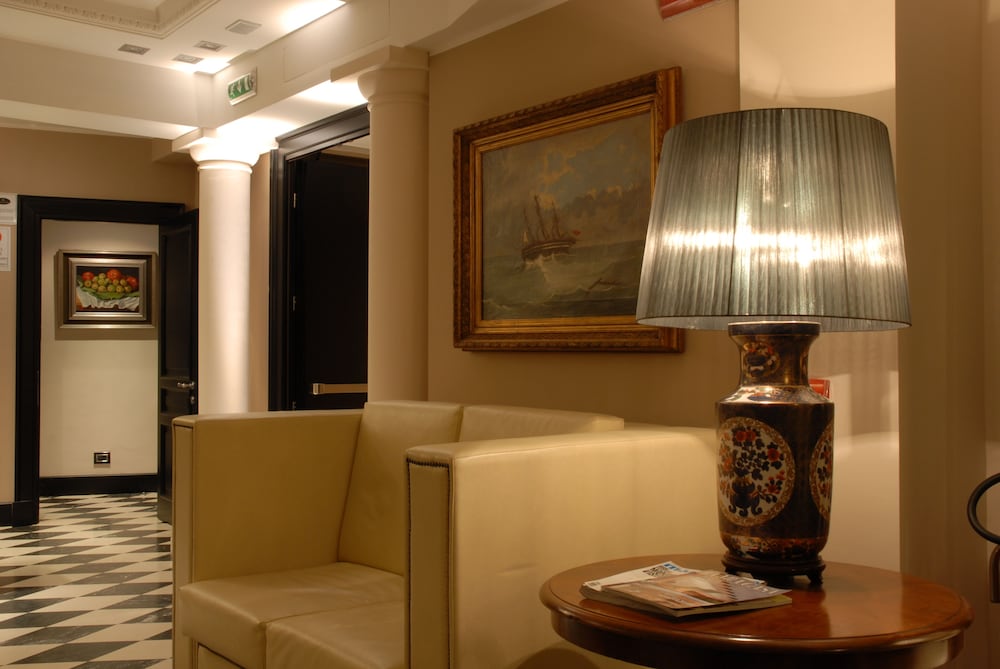 hotel excelsior