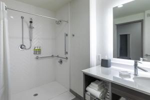 holiday inn greenville woodruff road an ihg hotel