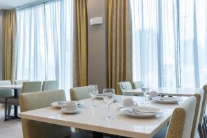 holiday inn greenville woodruff road an ihg hotel