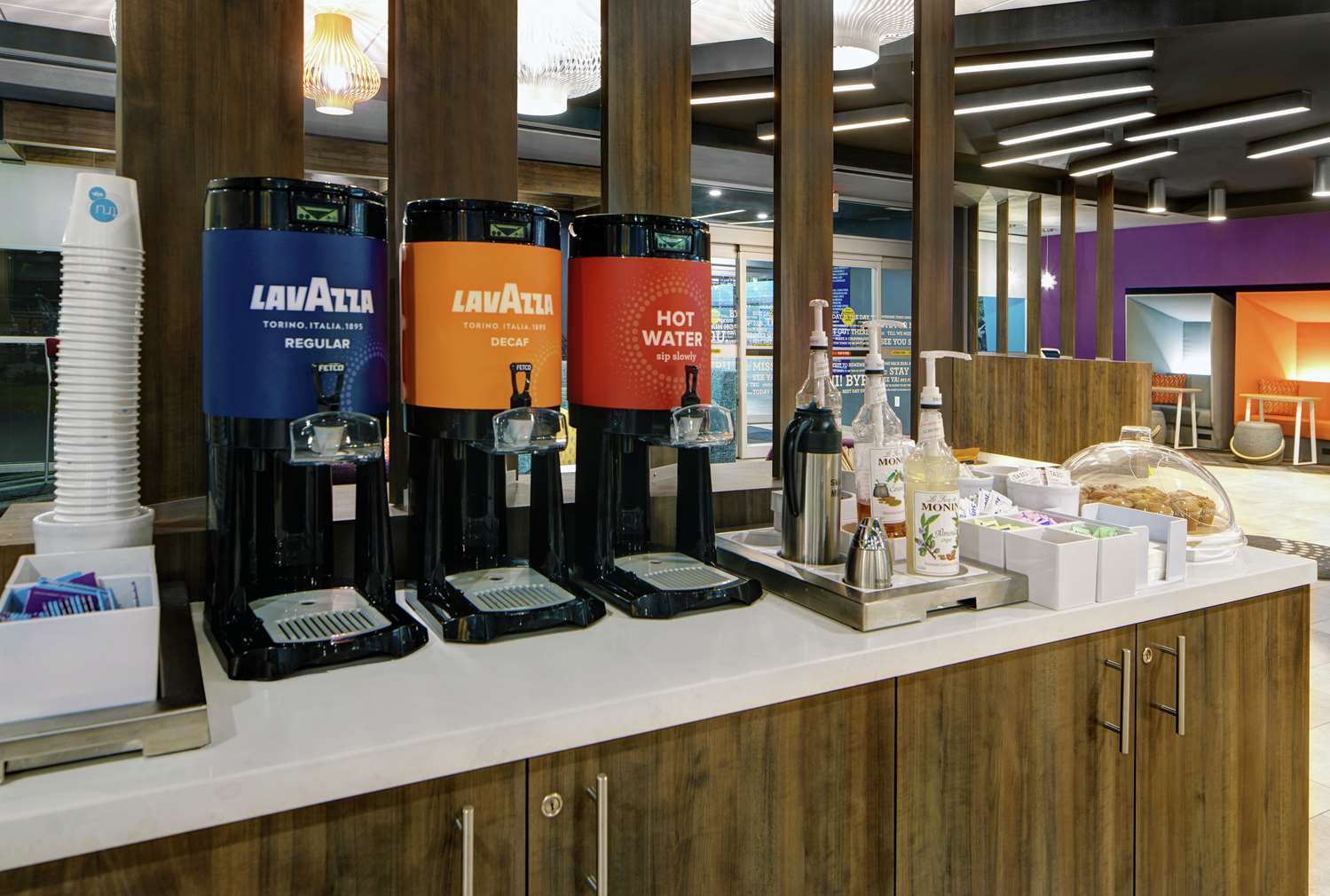 tru by hilton austin airport tx