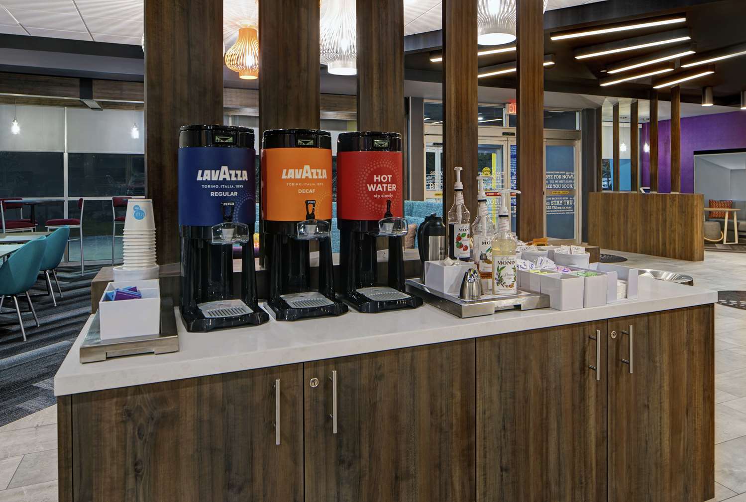 tru by hilton austin airport tx