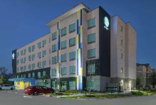 tru by hilton austin airport tx