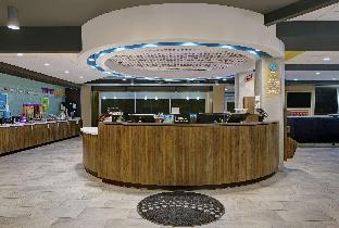 tru by hilton austin airport tx