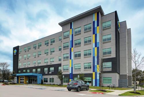 tru by hilton austin airport tx