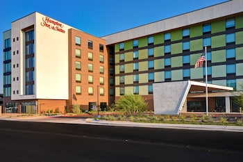 home2 suites by hilton las vegas convention center