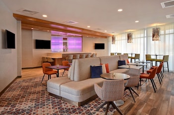 home2 suites by hilton las vegas convention center