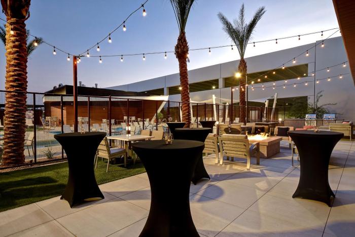 home2 suites by hilton las vegas convention center