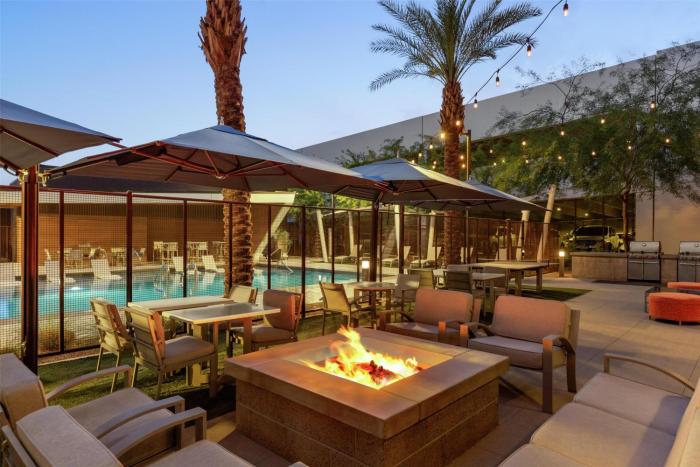 home2 suites by hilton las vegas convention center