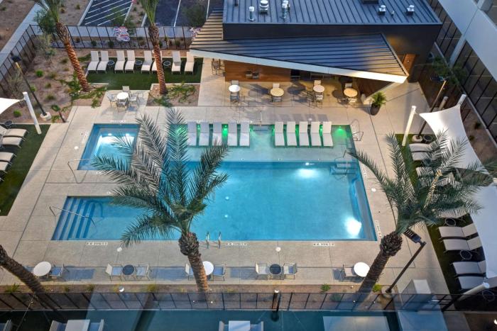 home2 suites by hilton las vegas convention center
