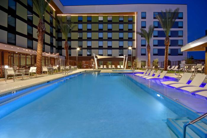 home2 suites by hilton las vegas convention center