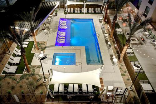 home2 suites by hilton las vegas convention center