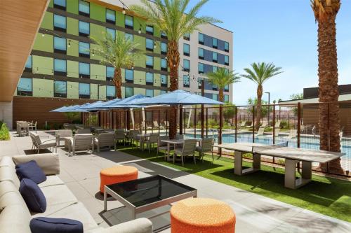 home2 suites by hilton las vegas convention center