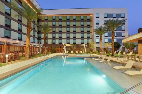 home2 suites by hilton las vegas convention center