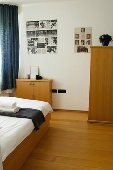 rudi hiti guest house