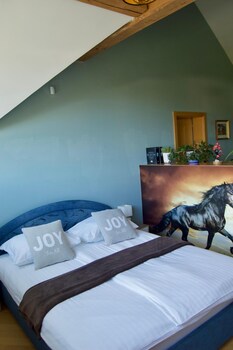 rudi hiti guest house