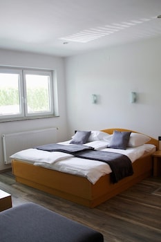 rudi hiti guest house