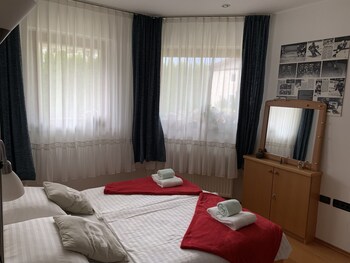 rudi hiti guest house