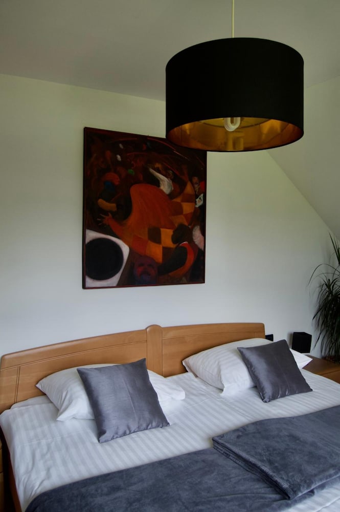 rudi hiti guest house