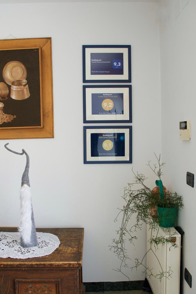 rudi hiti guest house