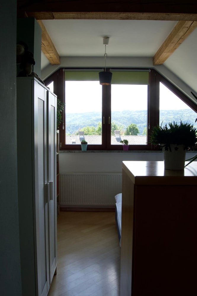 rudi hiti guest house