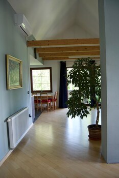 rudi hiti guest house