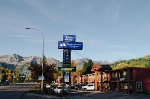 canadas best value inn and suites fernie