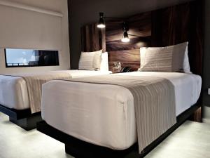 six two four hotel