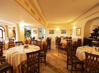 johanna park hotel