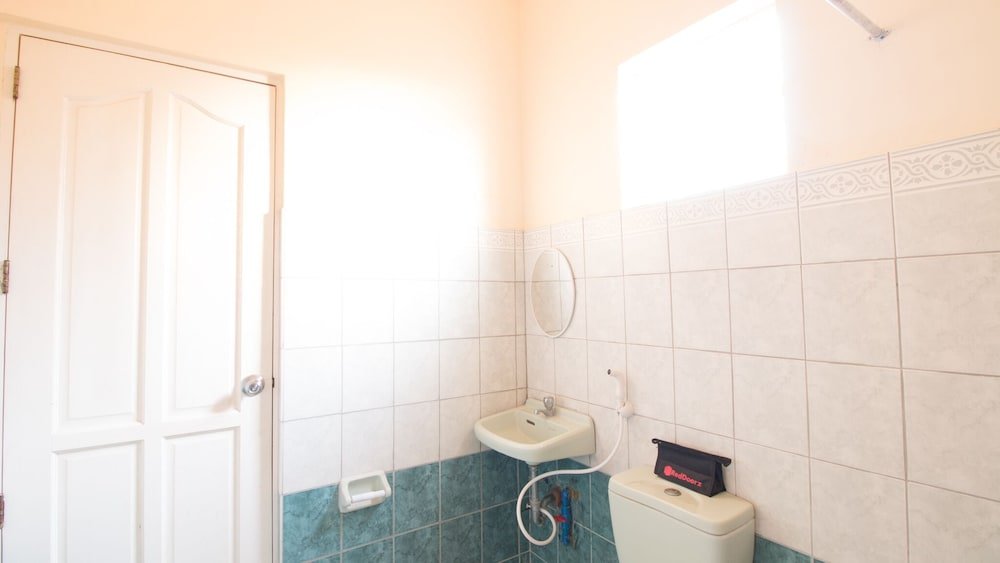 Reddoorz @ Praferosa Resort Hotel Calamba,Batangas>>Balete,3 star