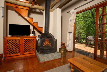 Whispering Pines Country Estate,Krugersdorp>>Johannesburg,3.5 star